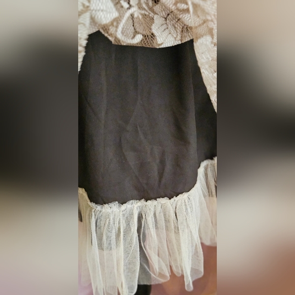 Altar'd State Women's Brown & Cream Floral Lace Dress - Size M - Mesh Yoke & Tul - Picture 9 of 14